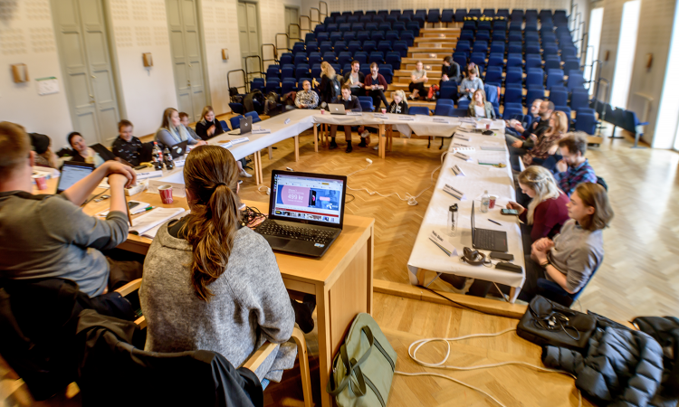 Fullmäktige sammanträder i Lingsalen