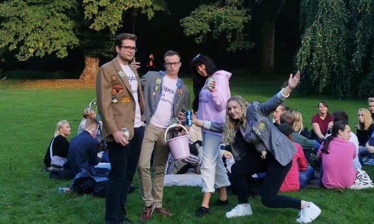 Bild på glada phaddrar från höstens inspark