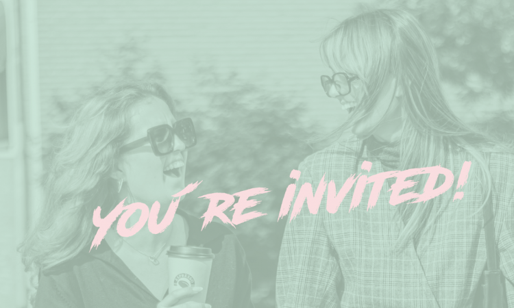 Stämningsbild med texten "you are invited" över.